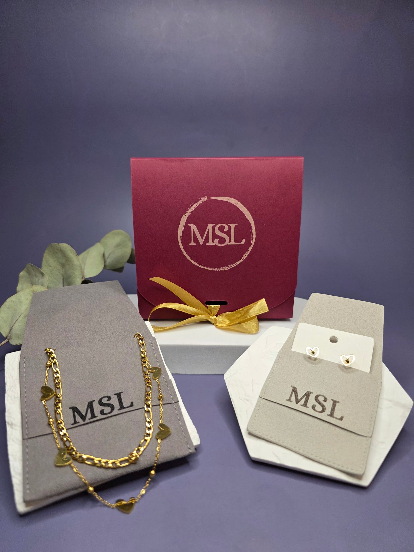 18k gold plated adjustable Heartfelt Journey necklace with matching Golden Cupido studs, waterproof jewelry gift set.