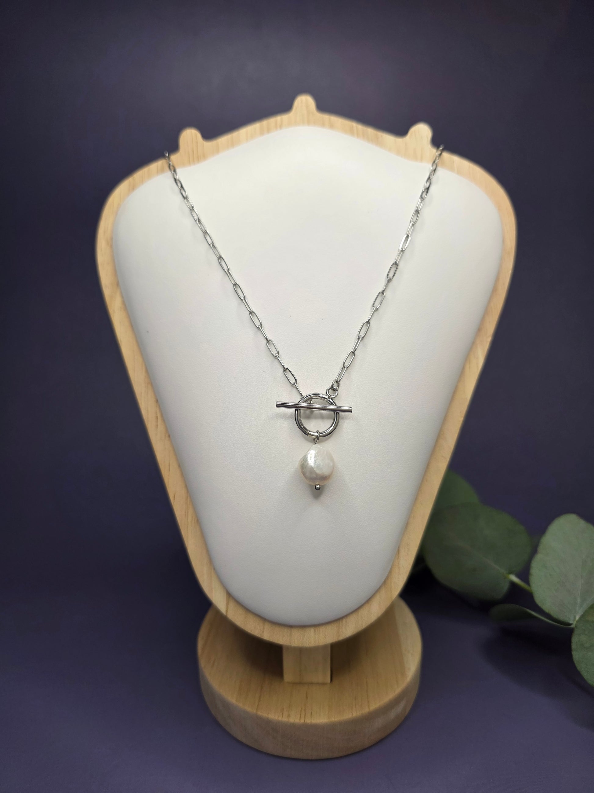 Close-up of the Luna T-Bar Pearl Necklace highlighting the 316 stainless steel paperclip links and the organic shape of the freshwater pearl, My Silver Lining.