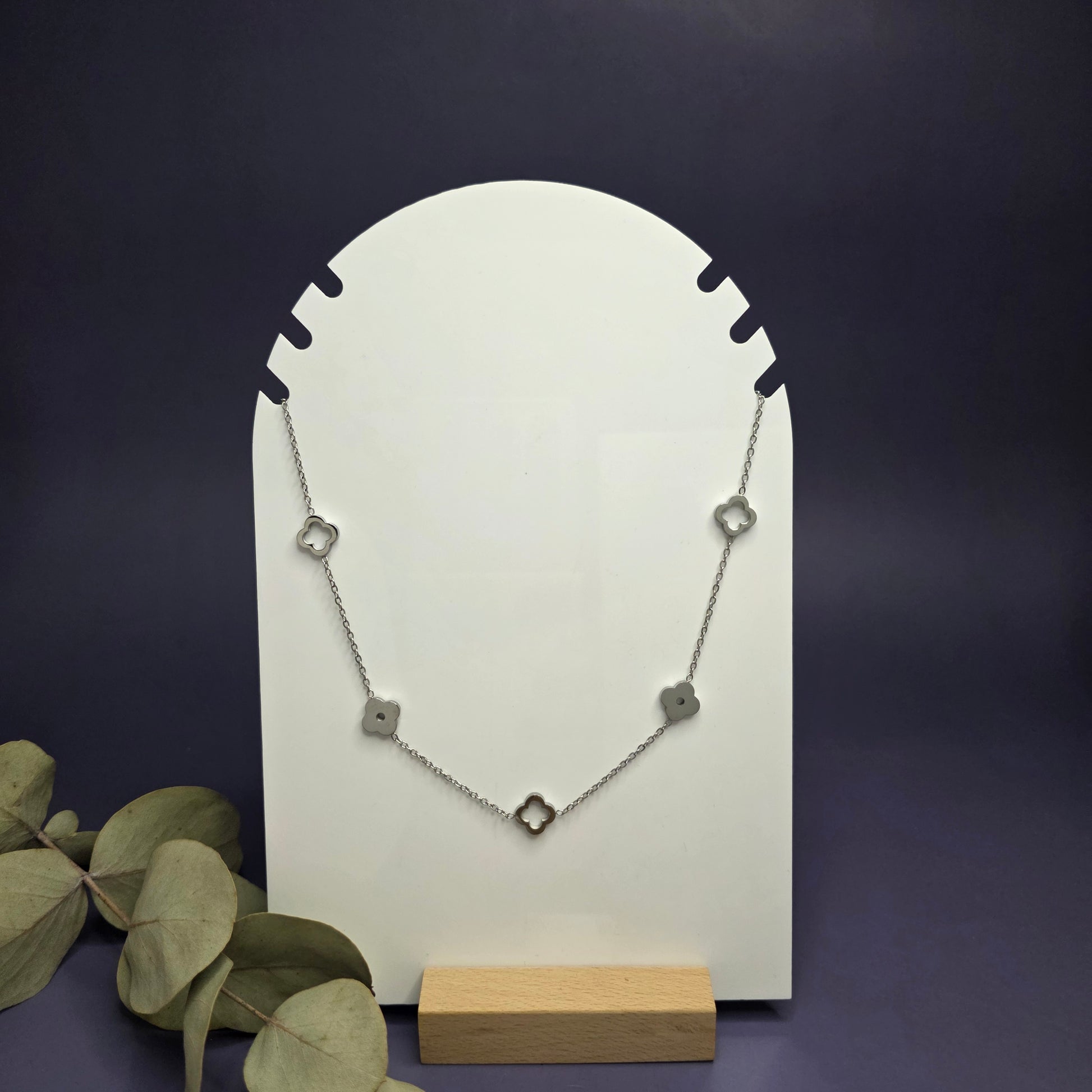 Silver Lucky in Love necklace, showing the 40+5cm flat-link chain and four-leaf clover charm — My Silver Lining.