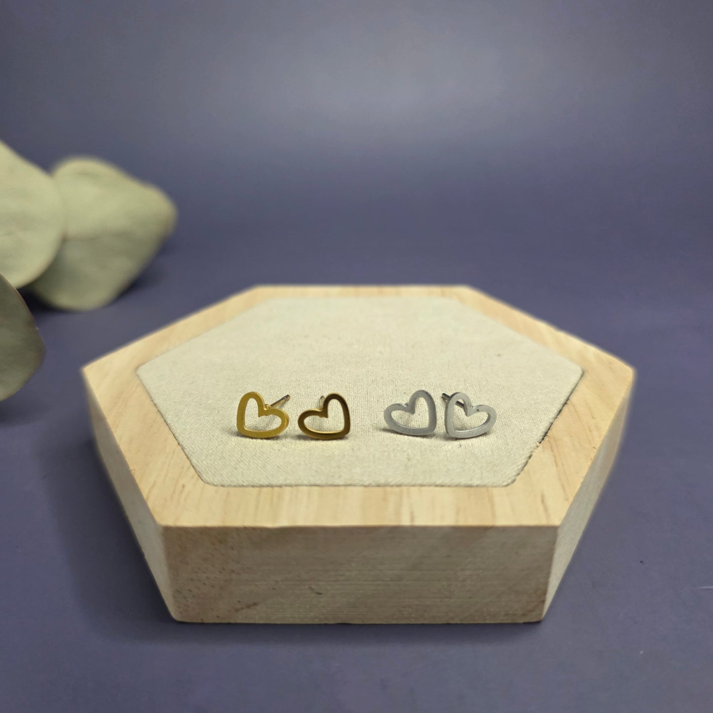 Little Cupido Heart Studs