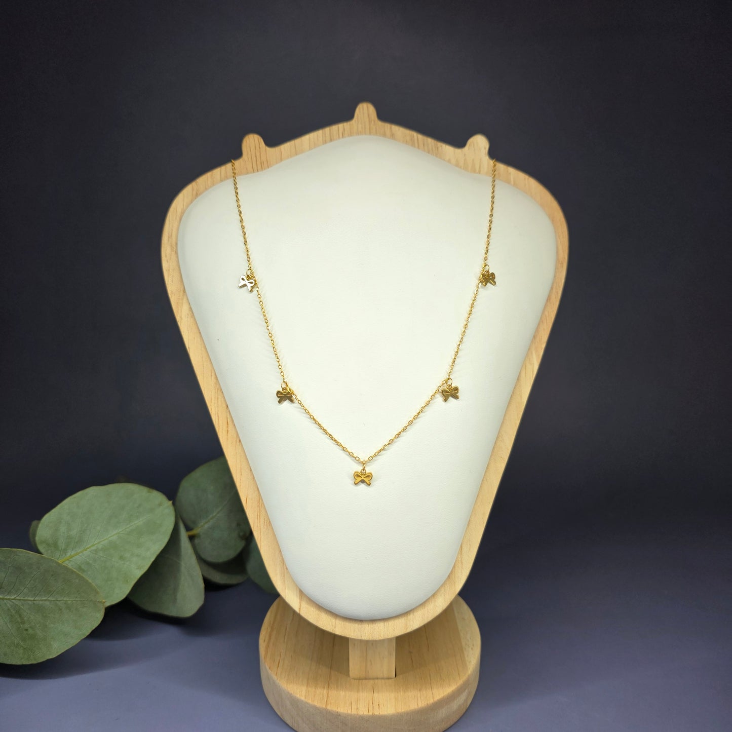Sweet Bow Necklace